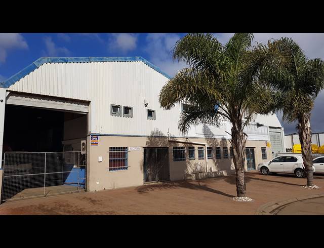 834M² FACTORY FOR SALE IN BRACKENFELL INDUSTRIAL